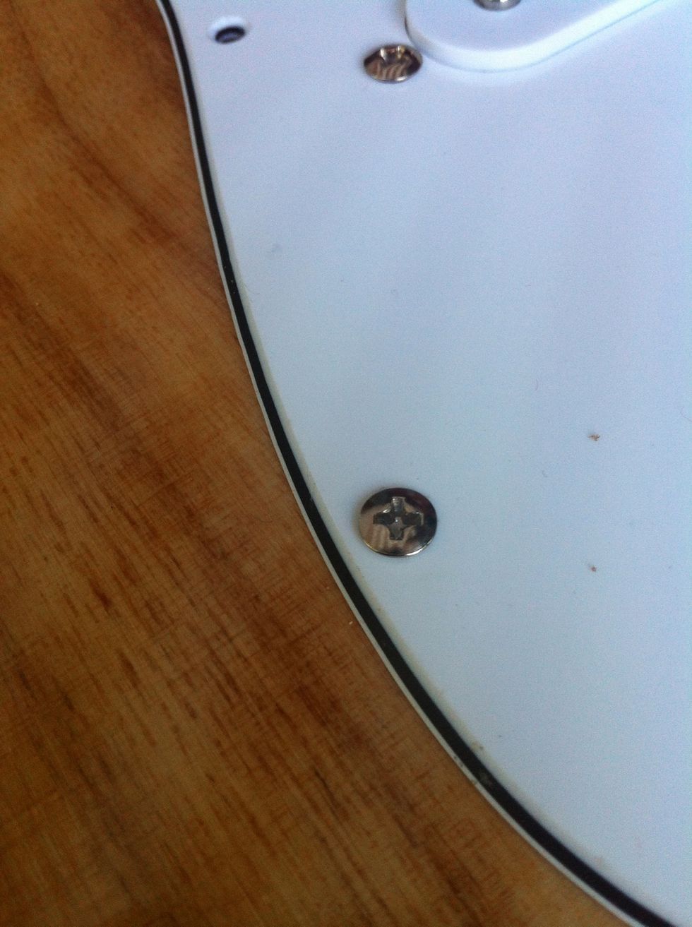 screw the pickguard (do you really say it like that? Haha)