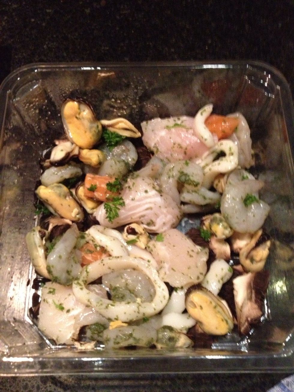 Seafood marinara uncooked