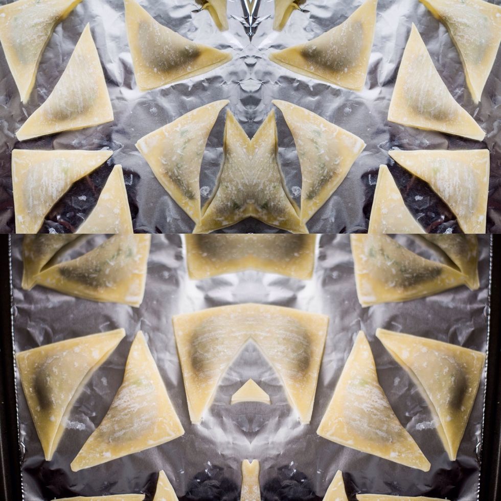 Seal the ends with water. Just dip your fingers. I let them site maybe 10 min before coking to ensure a hold.