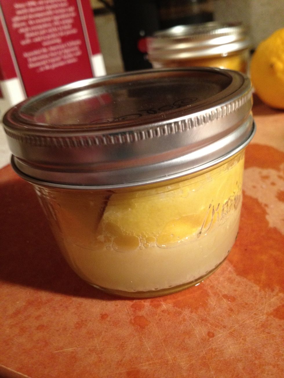 Seal the jar by screwing the lid on tightly if you do not wish to add spices