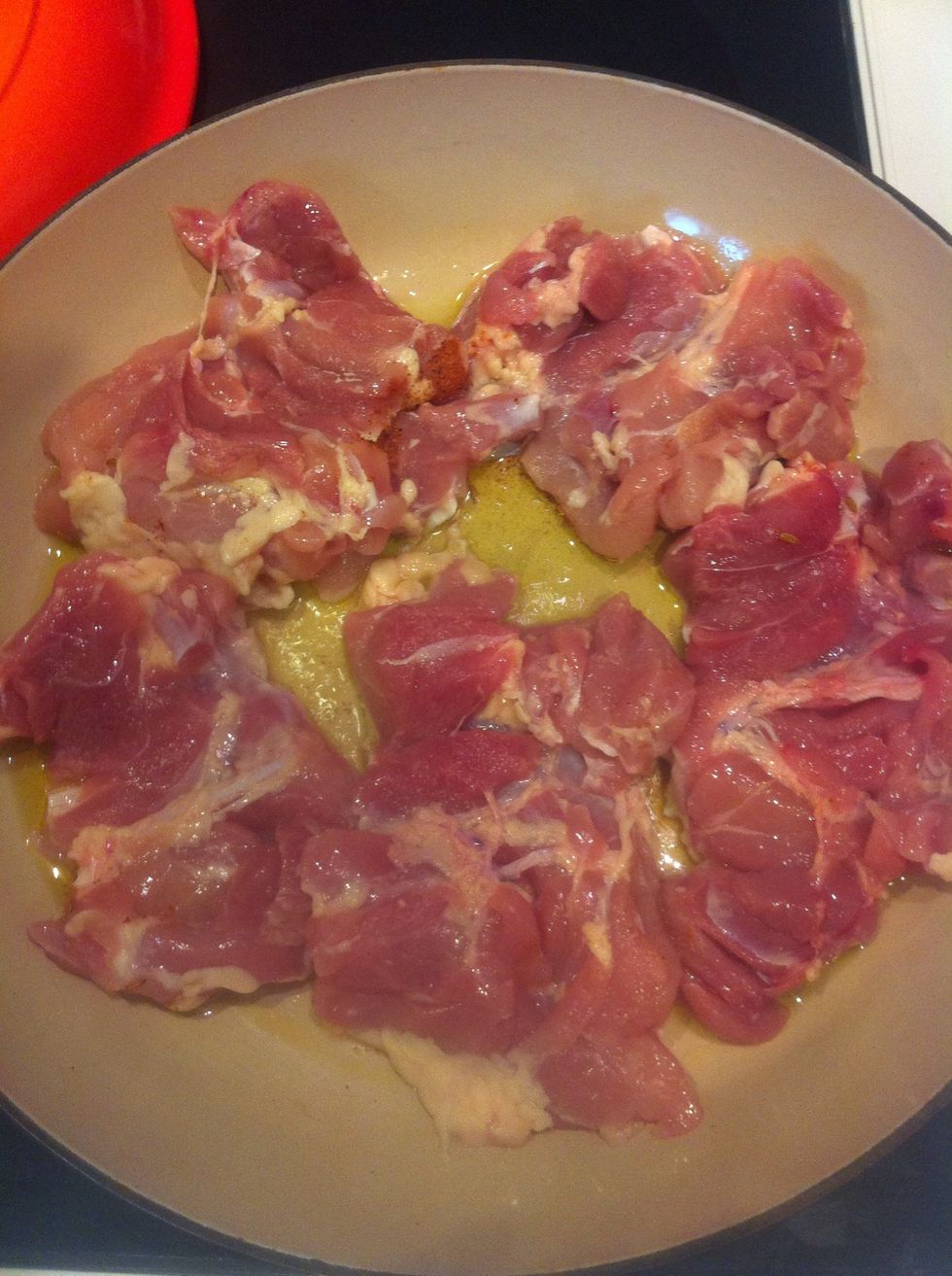Season six boneless thighs w Cajun spice and brown on both sides cook to medium.