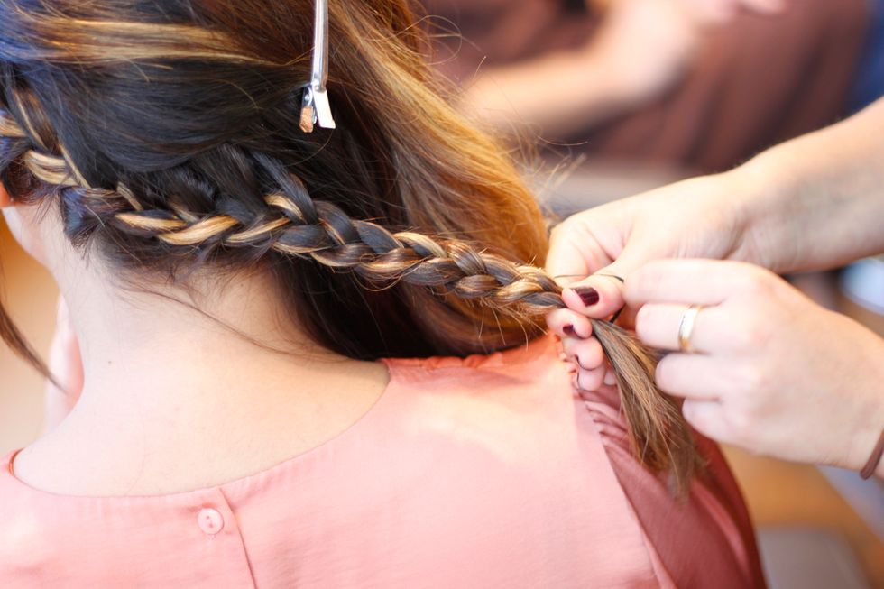 Secure with an elastic band.