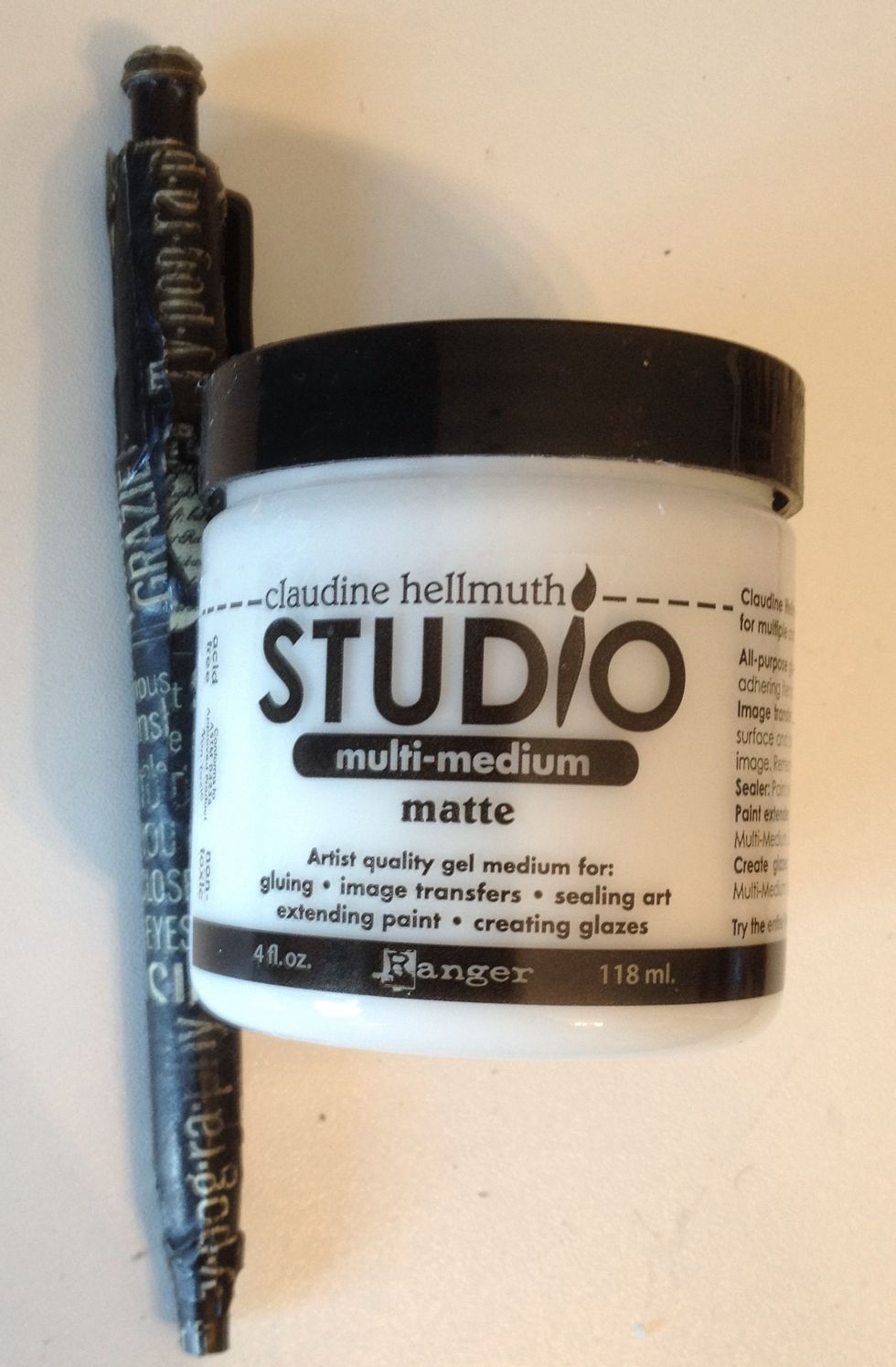 Secured it with Claudine Hellmuth multi matte.