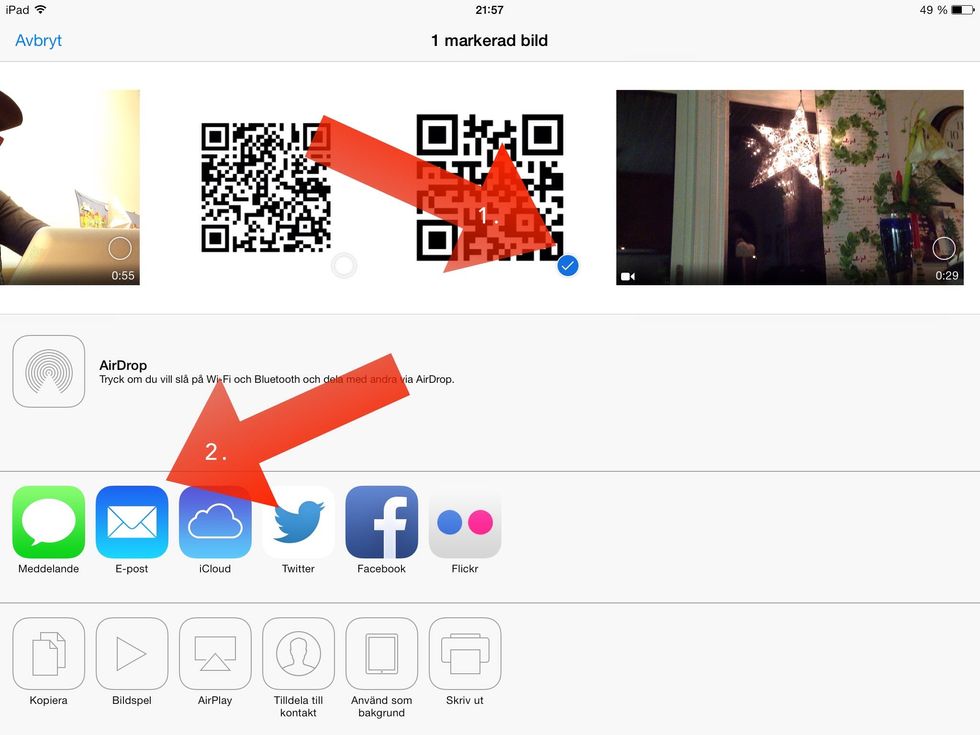 Sedan v\u00e4ljer du din QR kod igen och klickar d\u00e4refter att du vill maila den.