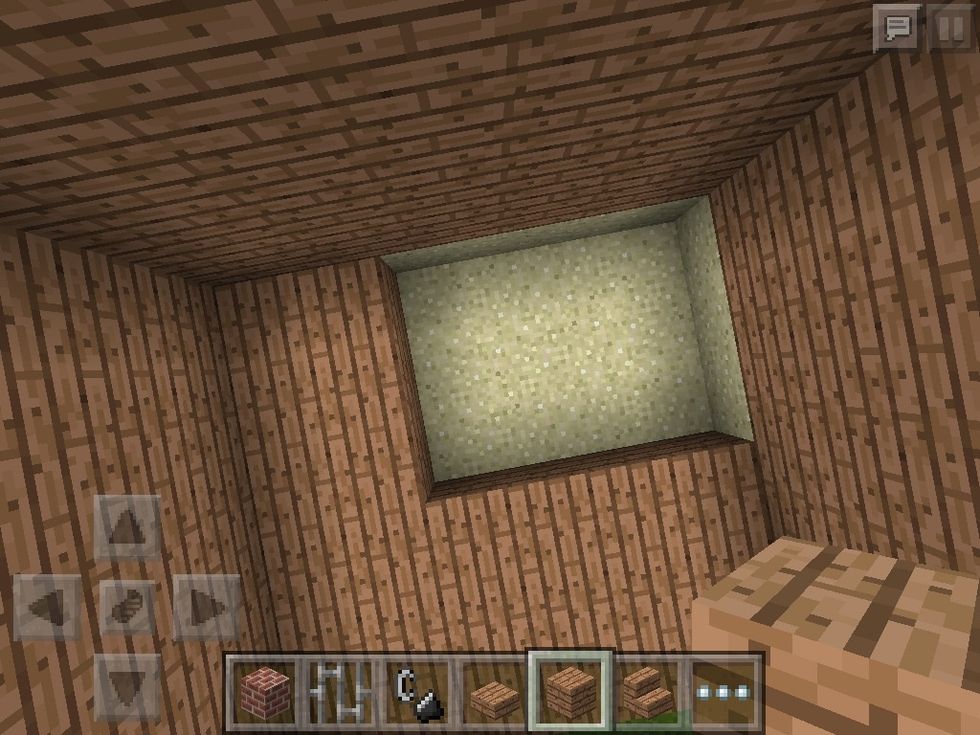 See I'm digging the floor and putting the jungle blocks