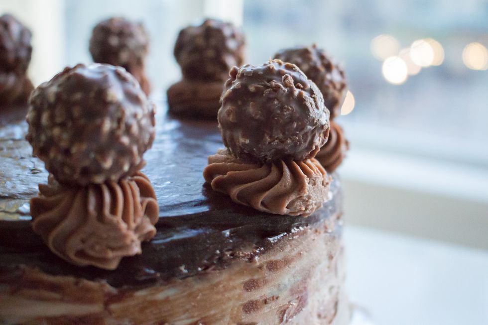 See more pics on my blog: http://annezca.blogspot.ca/2015/12/nutella-chocolate-cake.html