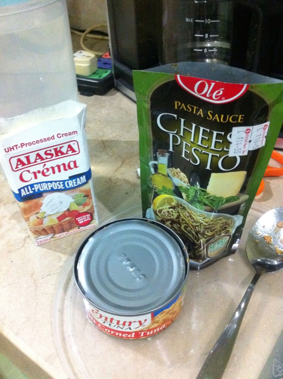 See photo for ingredients!:)