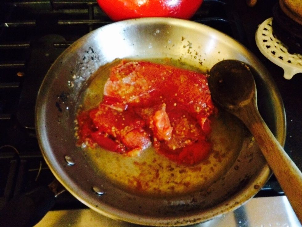 See the clear tomato juice. When it freezes. It collects up that way. Any Italian will tell you, allow the tomato to cook down.