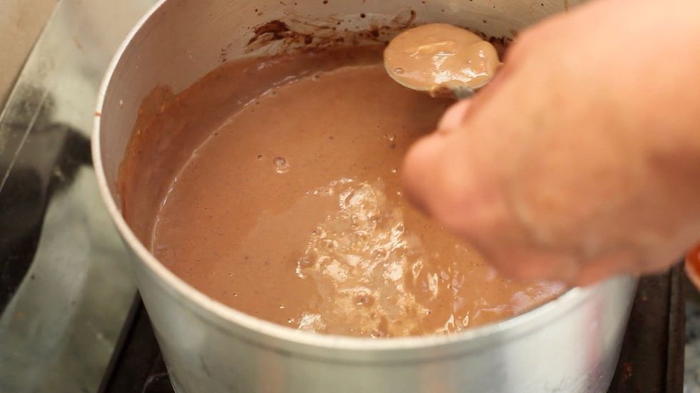 See the clumps. Anyway leave this to cool down but don't put it in the fridge. We don't want it to set so fast. Your recipe should all come into place at the same time. ;)