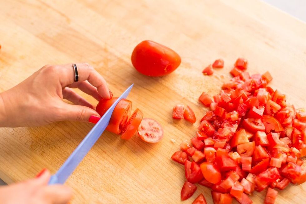 Seed and dice tomatoes. Place in bowl.