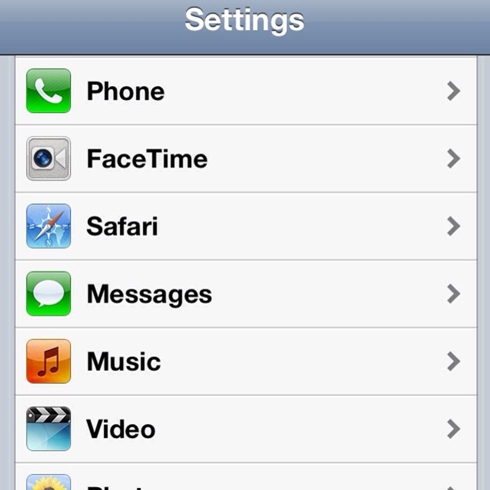 Select Settings>Messages