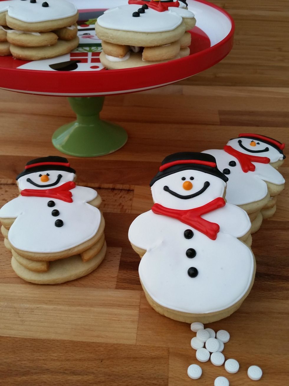 Seriously adorable cookies. And the best part is they are not just a "holiday" cookie. They are perfect all winter long.
