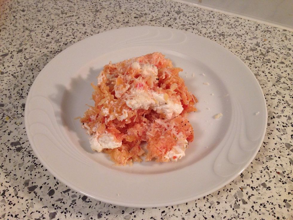 Serve immediately.  I also added grana de padano... it was already cheesy enough because of the ricotta, so you don't really need it ;)