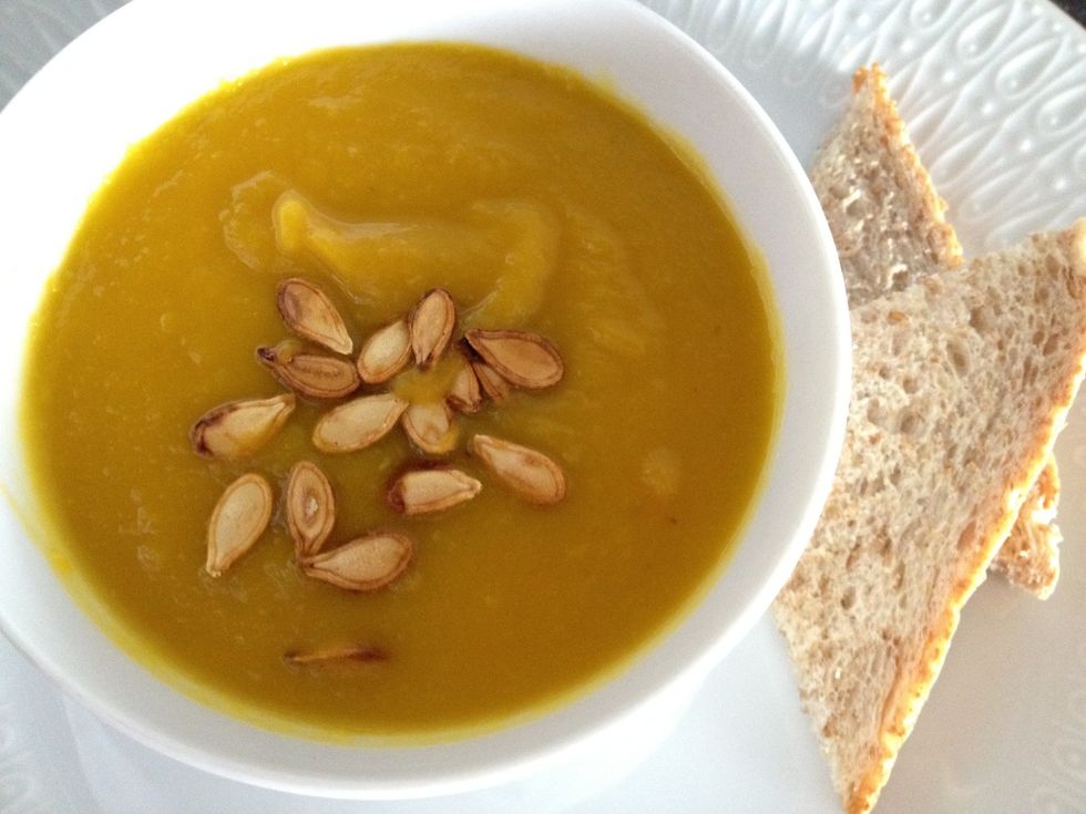 Serve soup with roasted pumpkin seeds (or other chopped nuts/seeds) for extra bite.