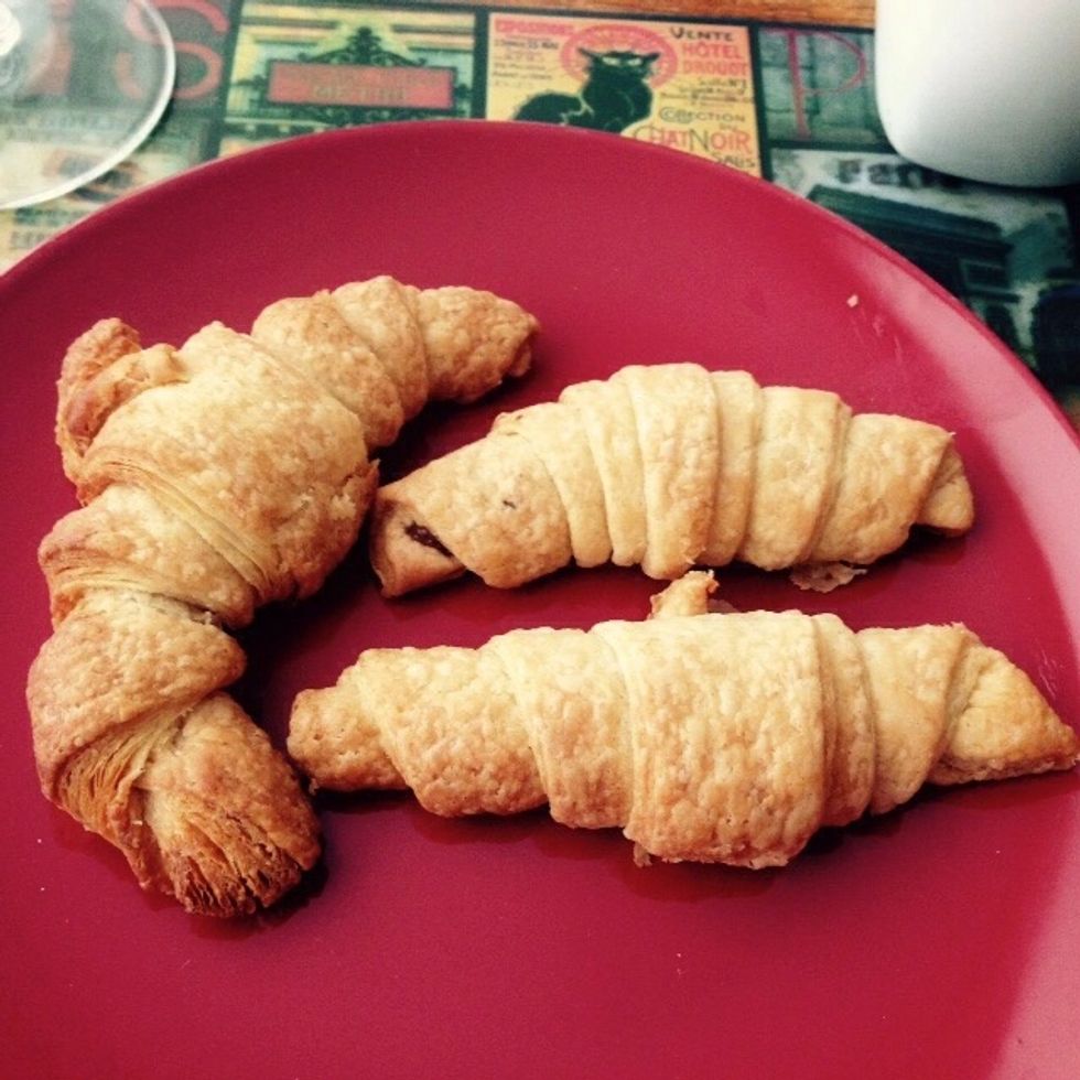 Serve them hot for a very good breakfast.