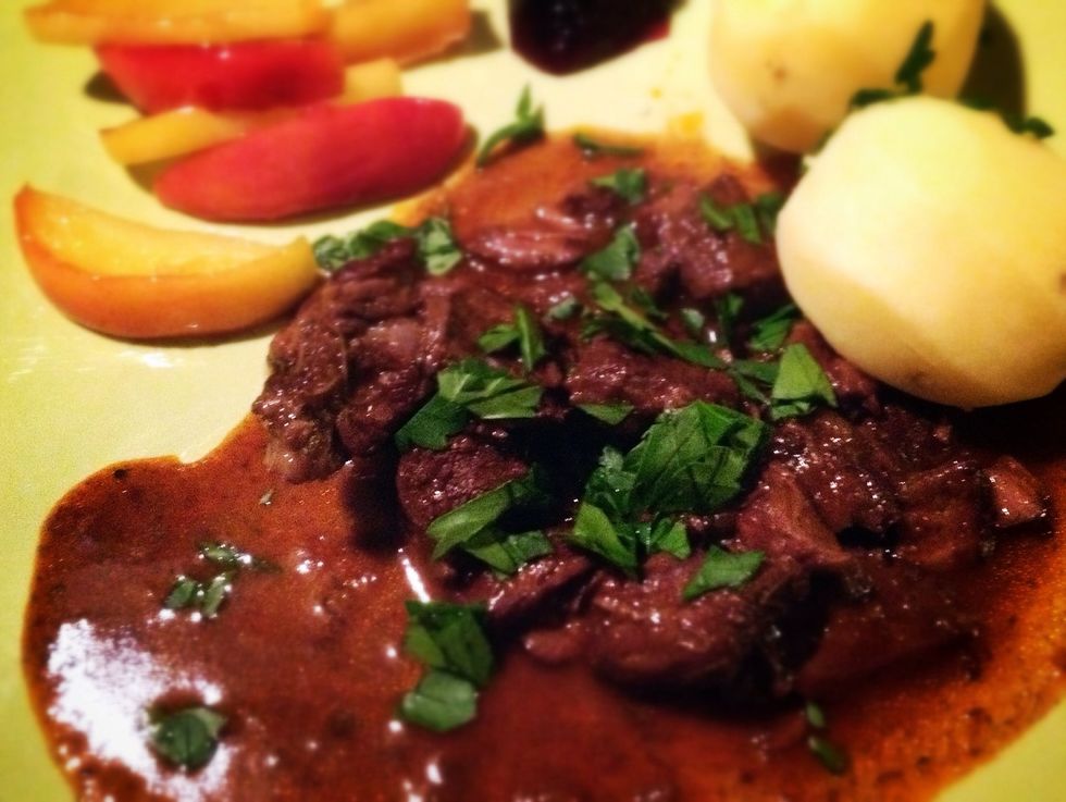 Serve with boiled potatoes, the buttery apples and perhaps some boiled vegetables.