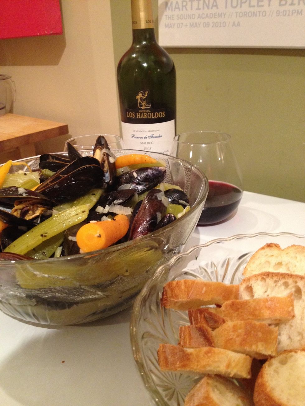 Serve with bread, butter and your favorite wine.