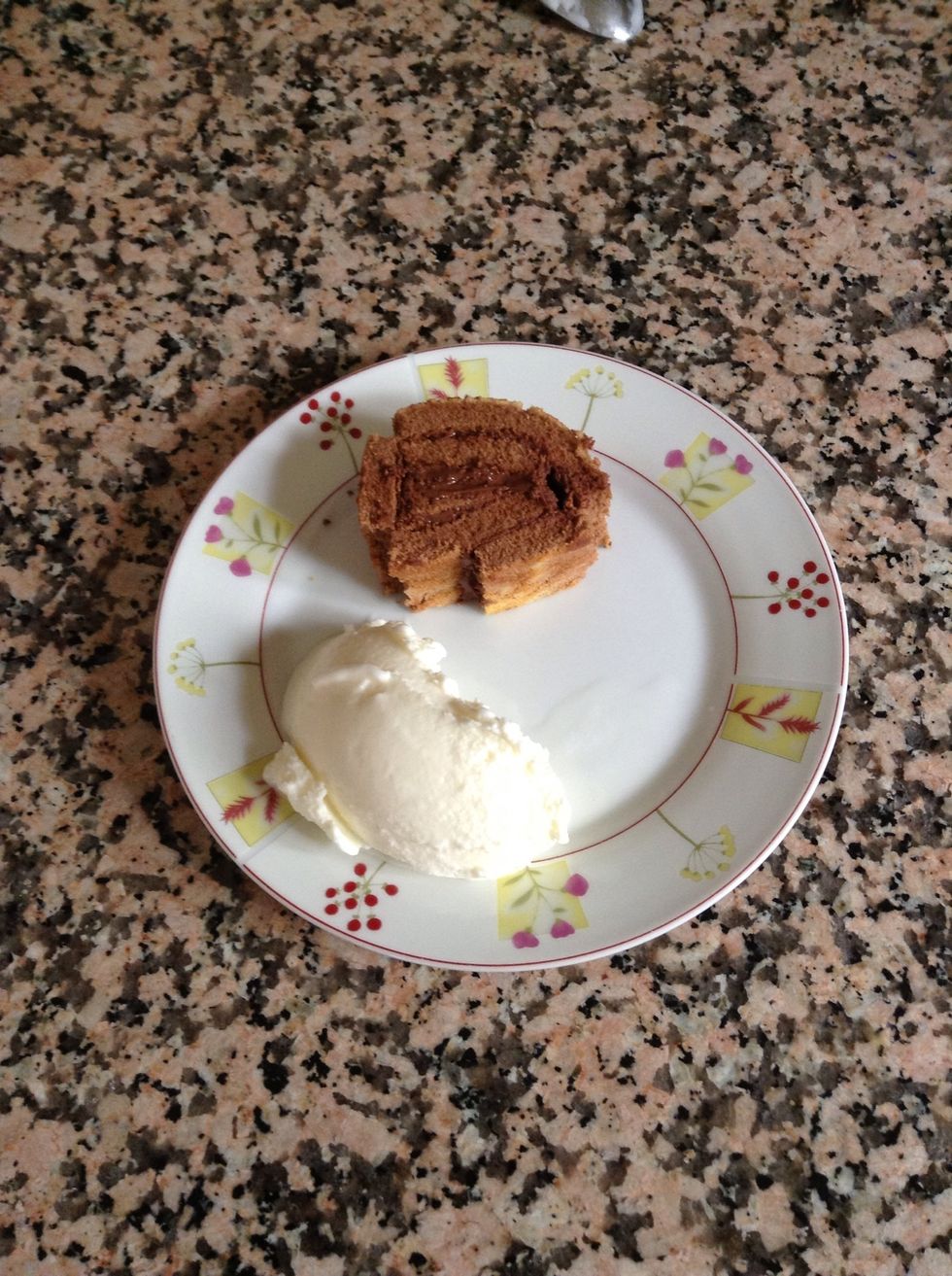 Serve with ice cream and enjoy :)