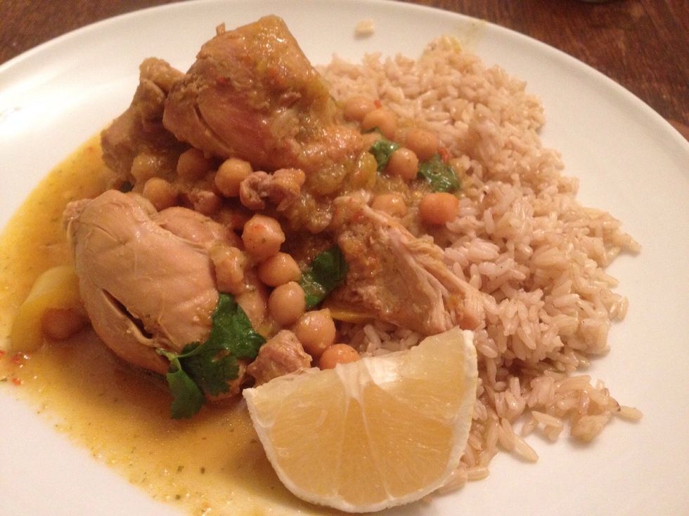Serve with rice and a wedge of lemon. Eat.