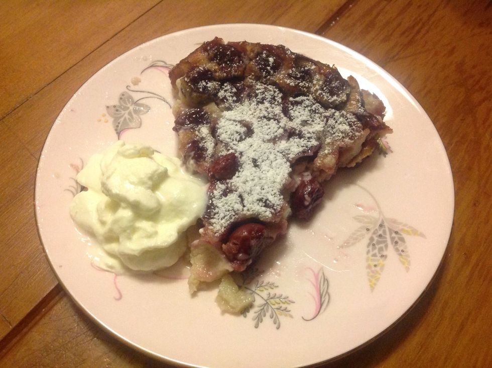 Serve with some ice cream or yoghurt.