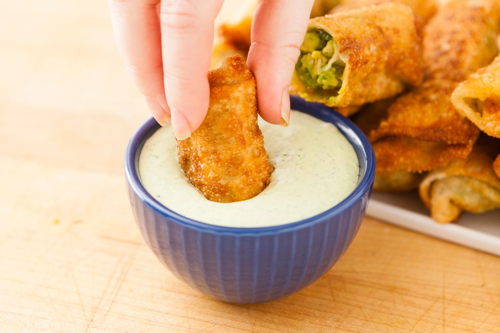Serve with the dipping sauce and enjoy!