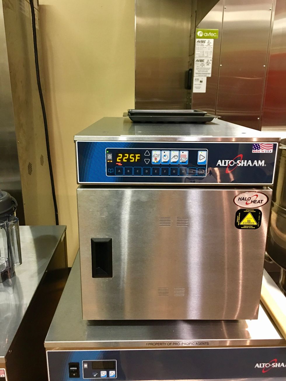 Set Alto-Shaam cook & hold oven for 225 degrees.  Probe at 190 degrees and hold overnight at 155 degrees.