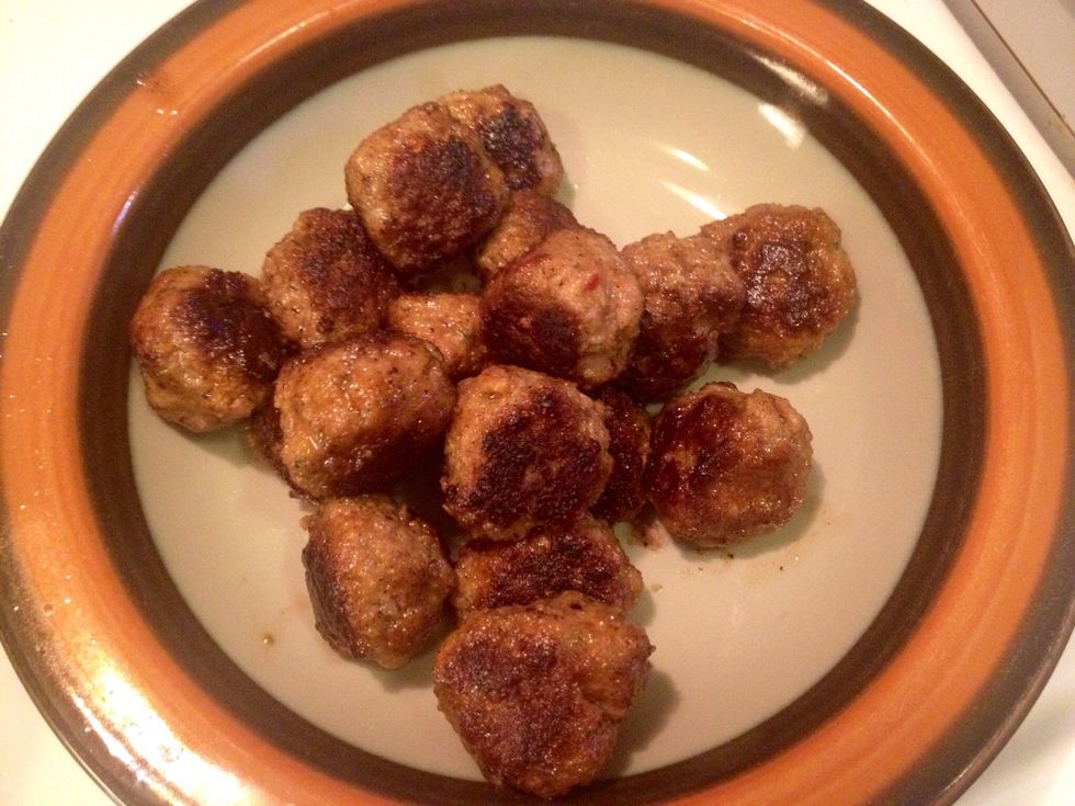 Set aside while you fry the rest. Keep warm, at least the amount if meatballs you will eat now.