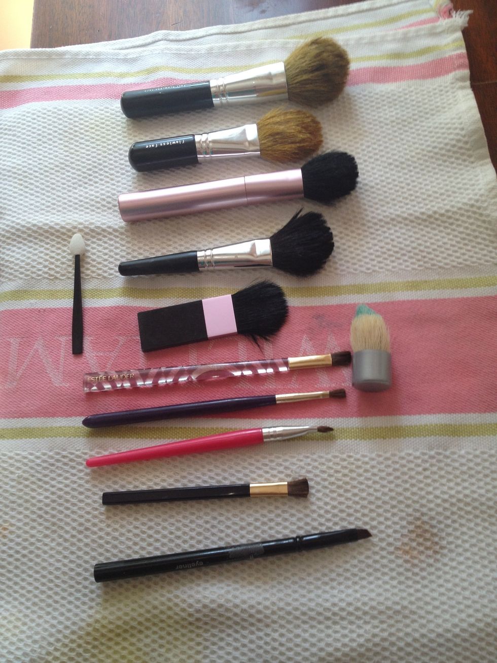 Set out to dry overnight and enjoy your new soft clean brushes!