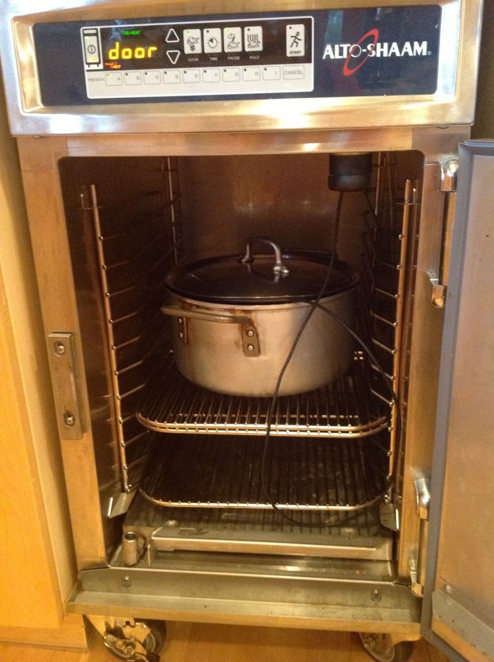 Set probe to braise at 185F (85C) and hold at 160F (71C).