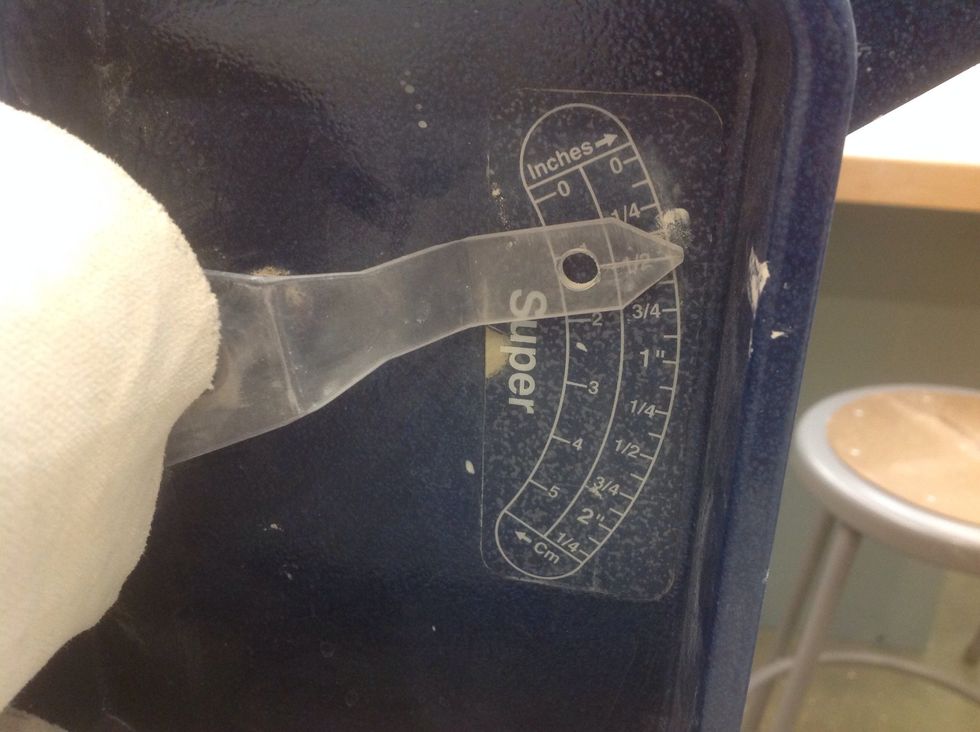 Set the slab roller to 1/2"