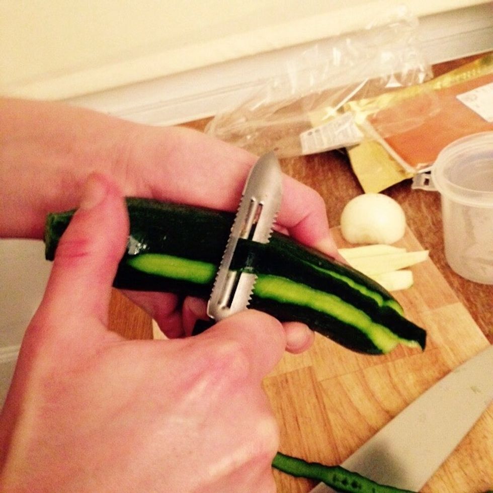 Set them aside, we will use them to garnish