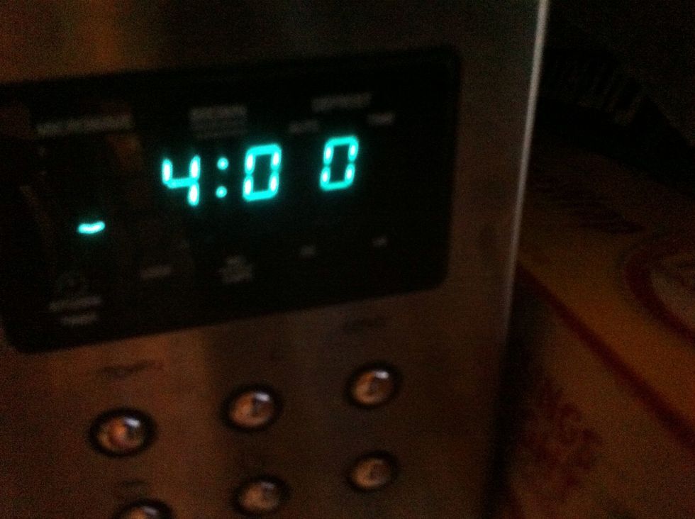 Set timer...and keep on stirring entire 4 min.