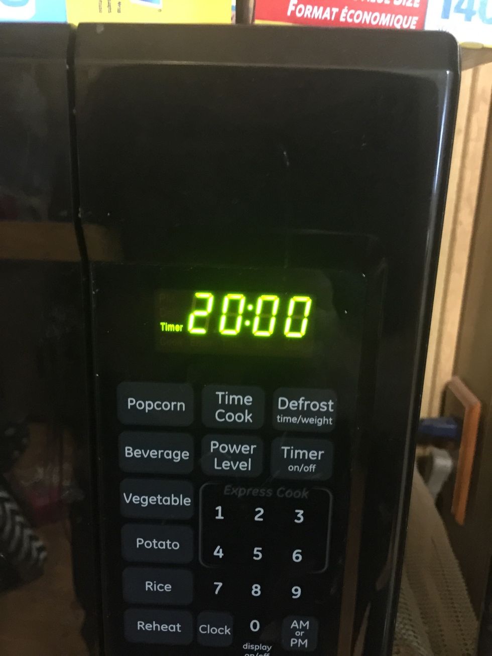 Set your timer for 17-20 minutes if you're doing a jumbo size cookie for doing the tablespoon do 8-10 minutes