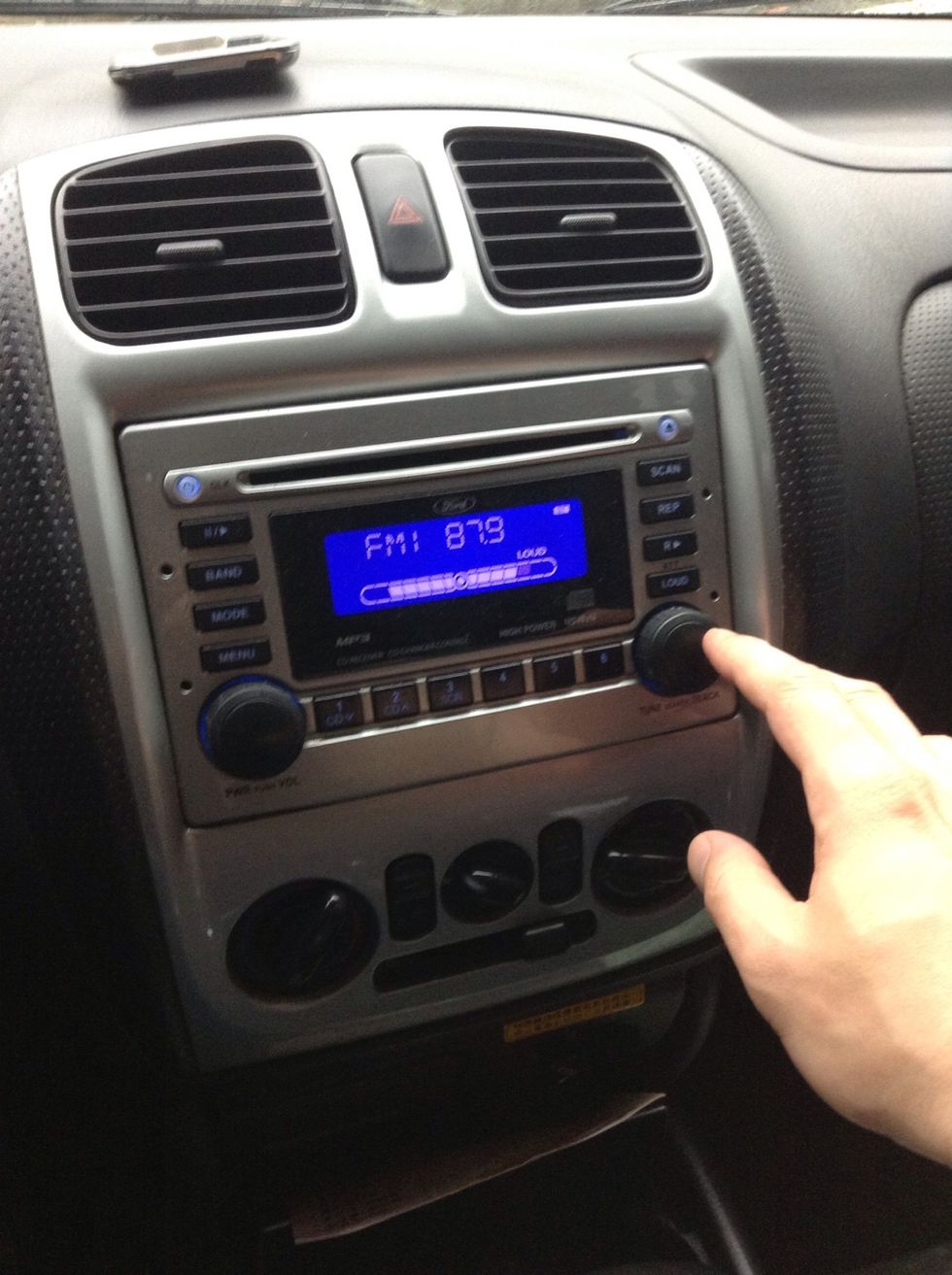 Set your volume, and you are ready to enjoy your iPad2 music on your car radio.