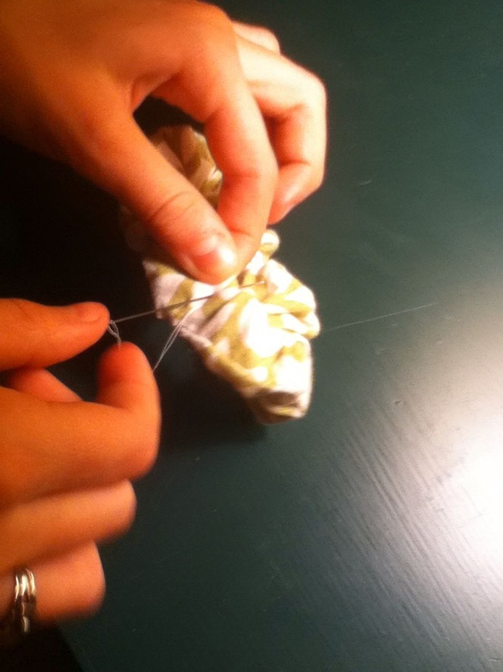 Sew both ends together !