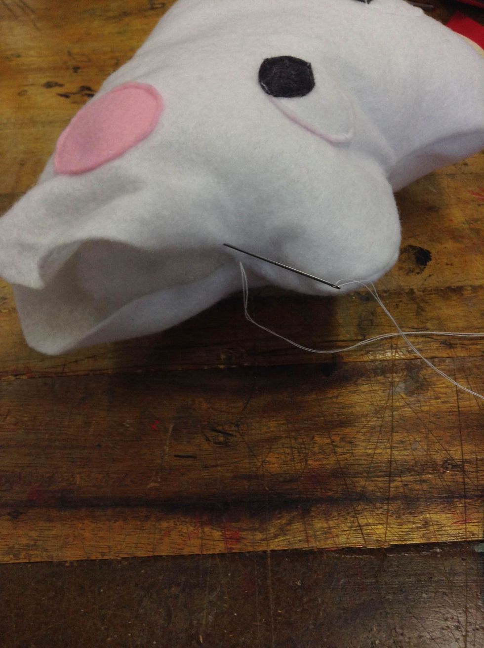 Sew the hole by hand. You will need an invisible stitch for better finishes. refer to the next tutorial https://youtu.be/WbE5hXt27uU