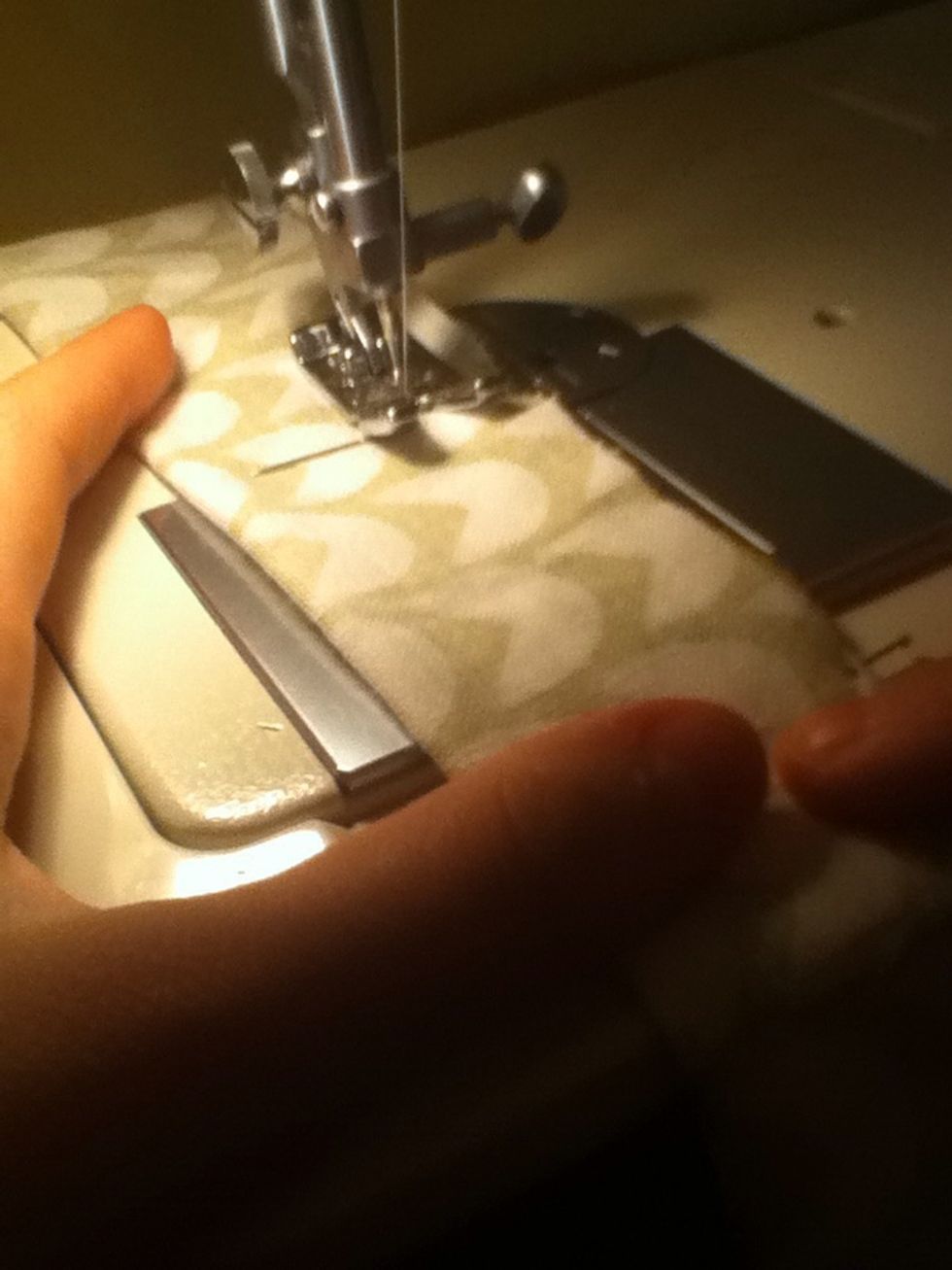 Sew your fabric at "5/8" line ! (use a thread that looks like your fabric's colour ;)