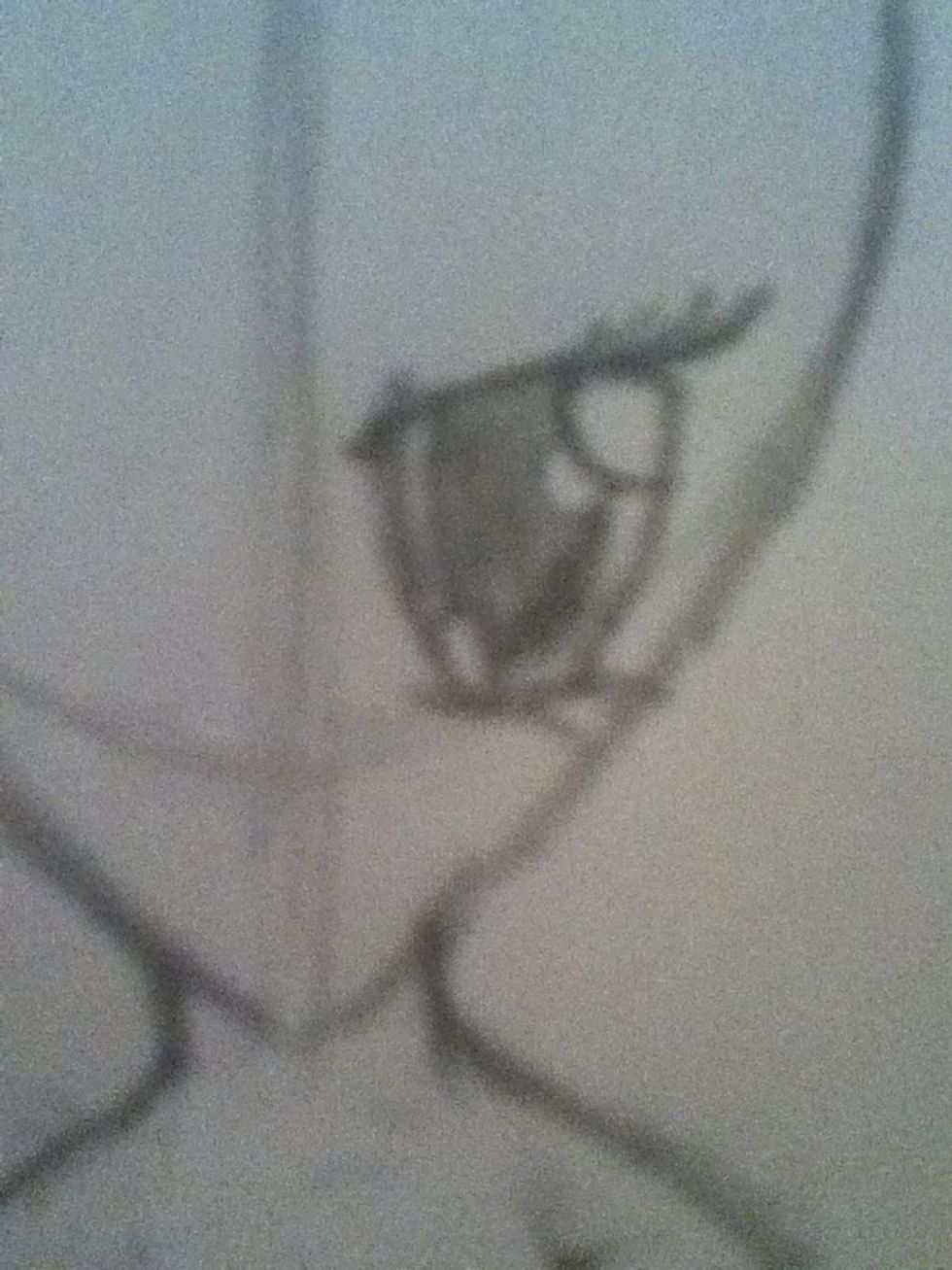 Shade in the biggest bubble and add eyelashes.