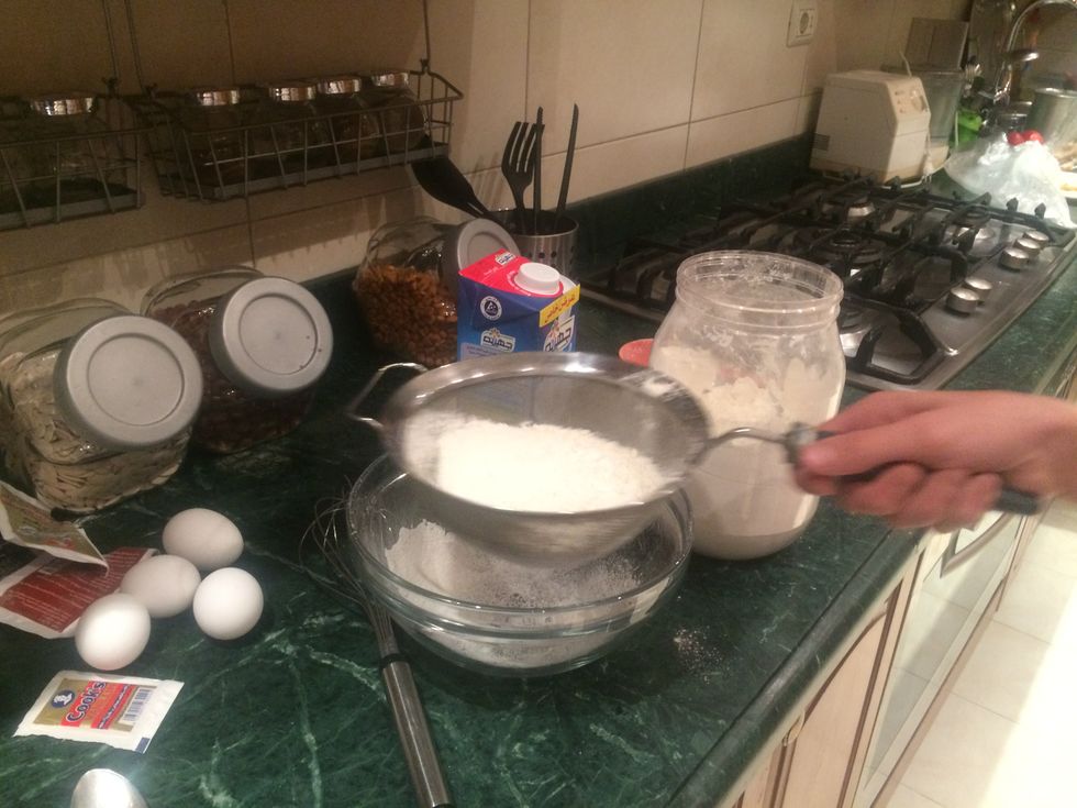 Shake the sifter
