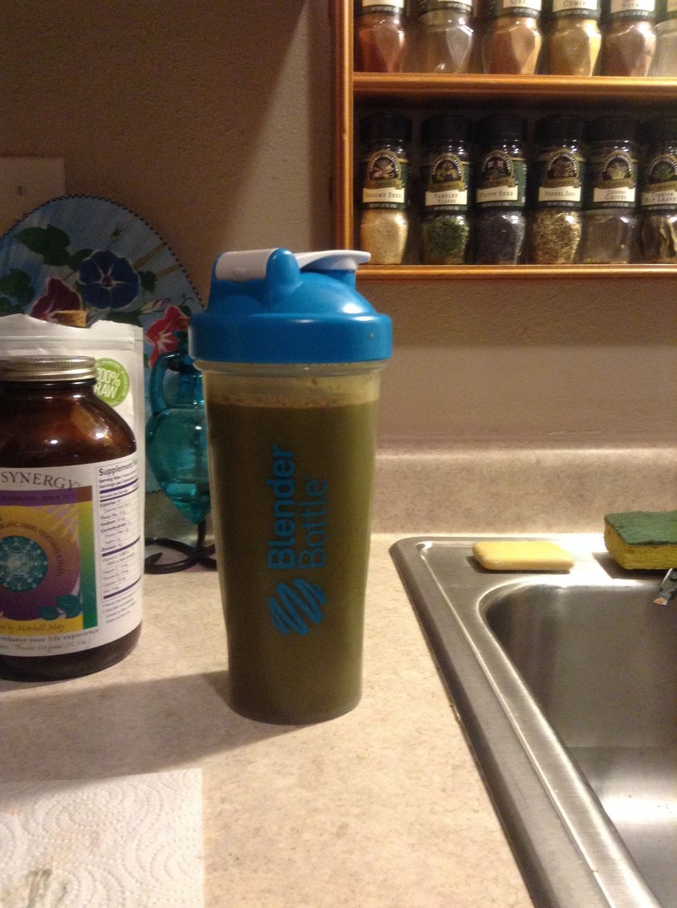 Shaken, shake, shake Sonora, Shake your body right! Move, Move, Move Sonora, work it all the time!!