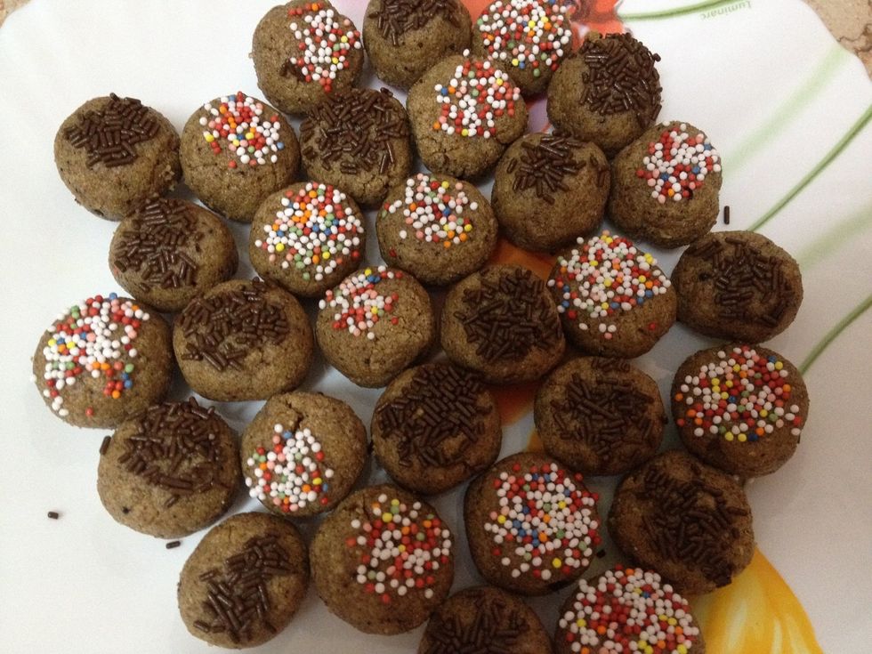Shape into balls and add sugar sprinkles.