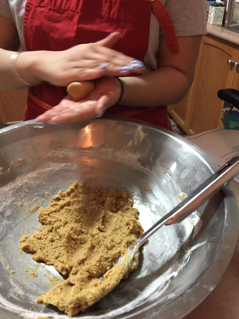 Shape the dough into small sized balls.