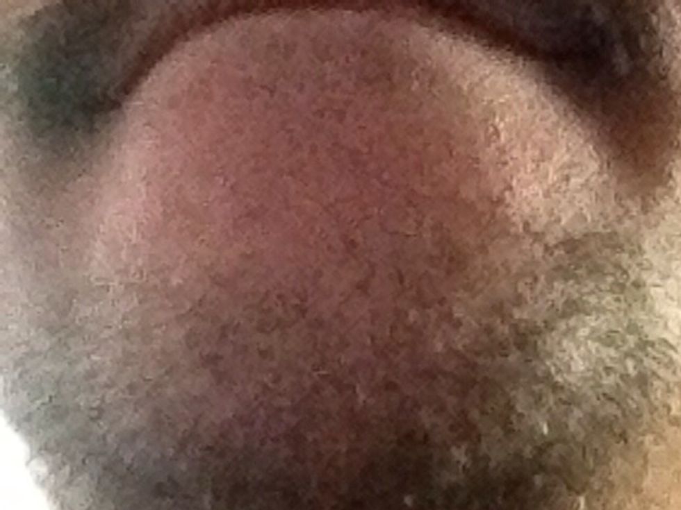 Shave away guys and gals. When done, as usual, rinse the blade under strong running water.