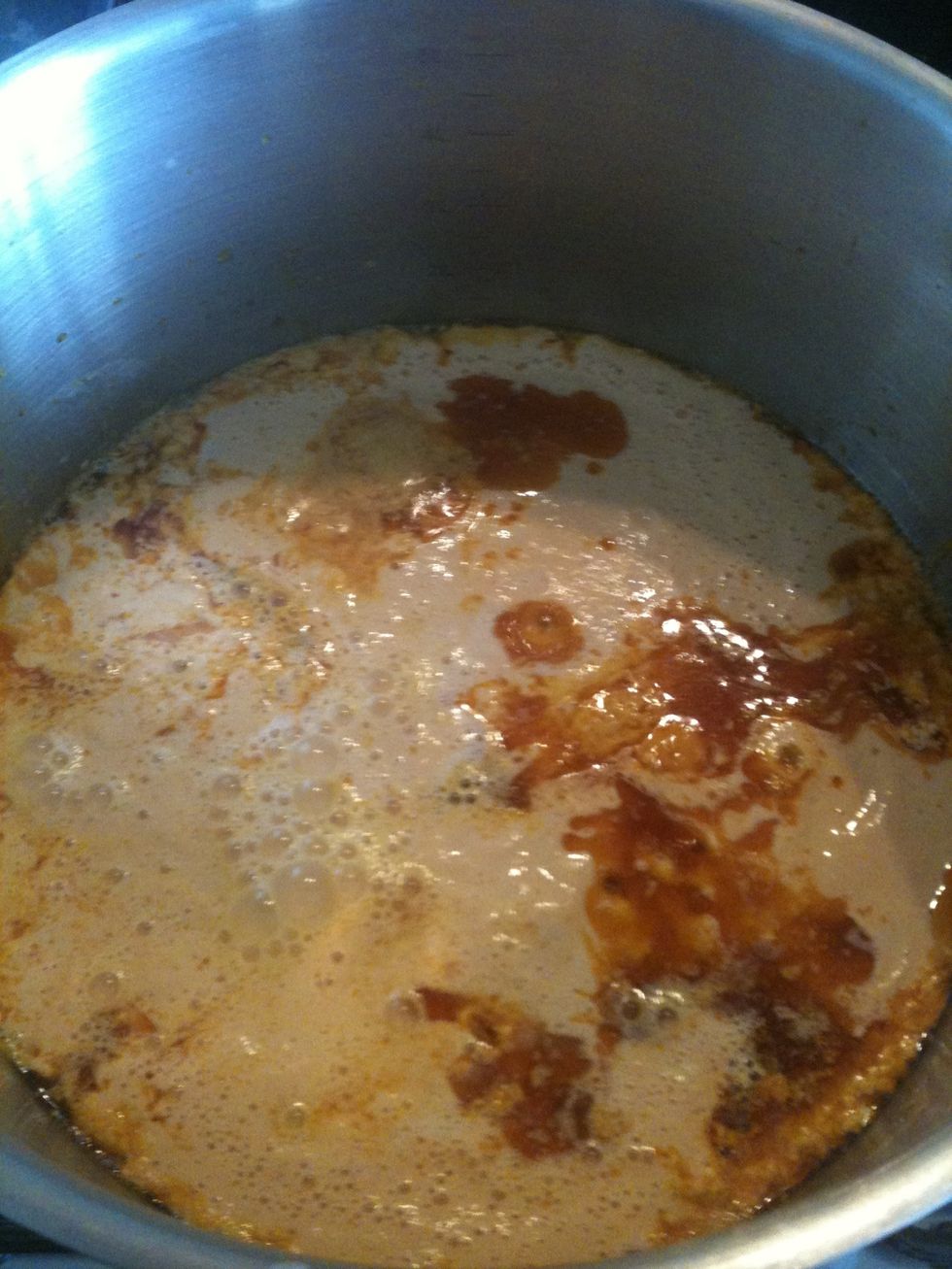 Should look like this when u pour in d blended mix. Do not cover n put on medium heat. Covering It makes it curdle which is not for this type of soup. When it boils out like properly, then cover.