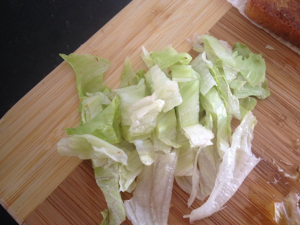 Shred lettuce.