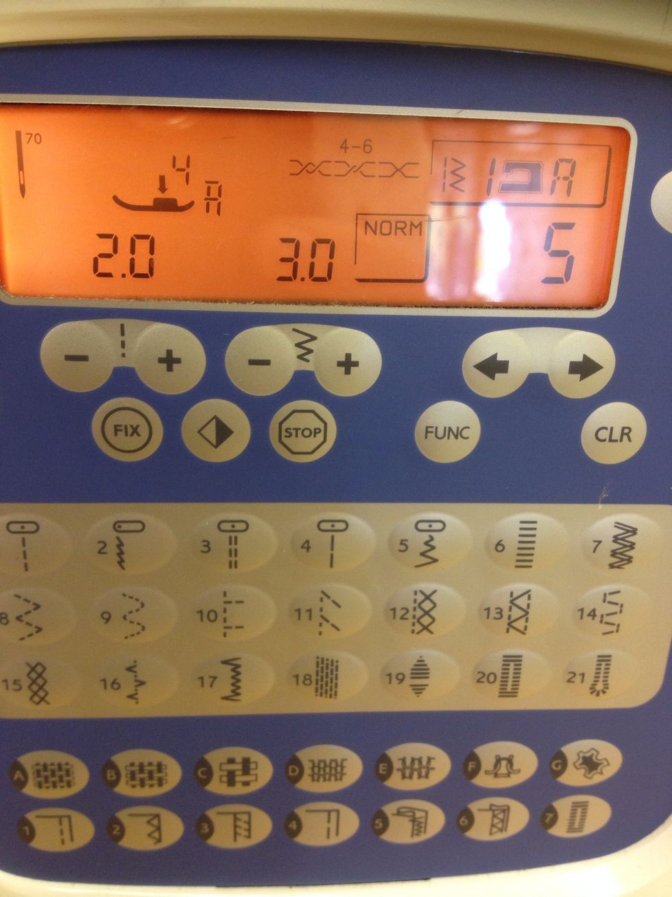 Sicksacka runt alla delar till v\u00e4skan.