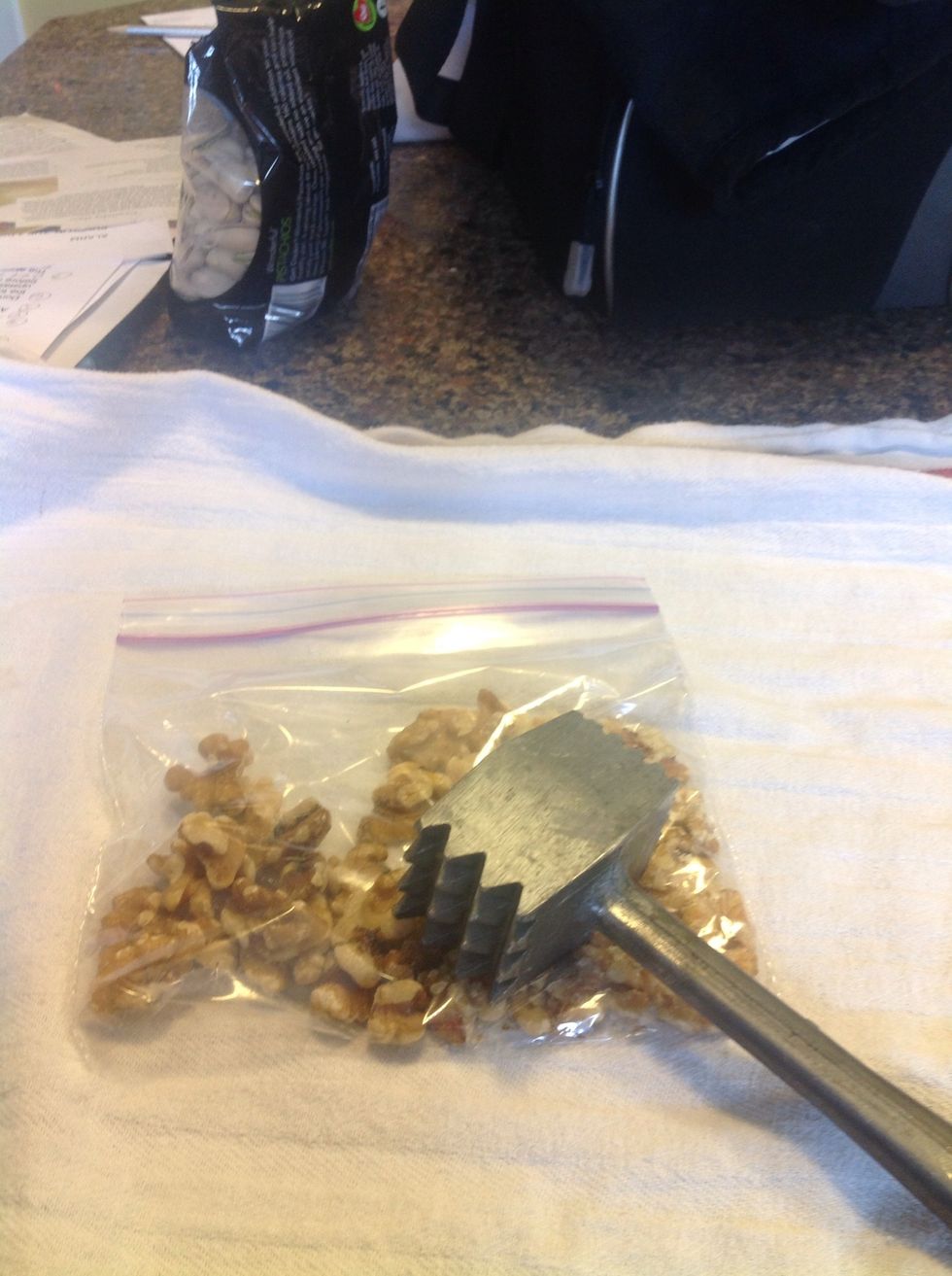 Side of meat tenderizer as a whacker.