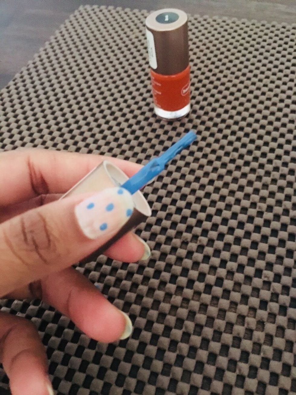 Simply make the dots using the brush itself