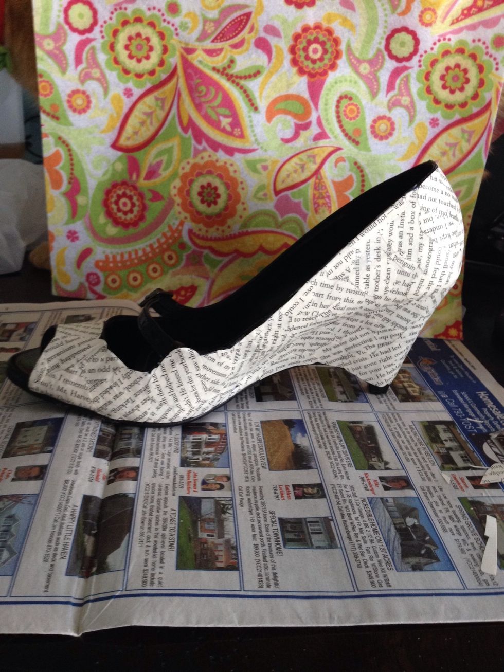 Since I did all of the shoe, i waited until I finished everything above the heel to do the even coating of mod podge.