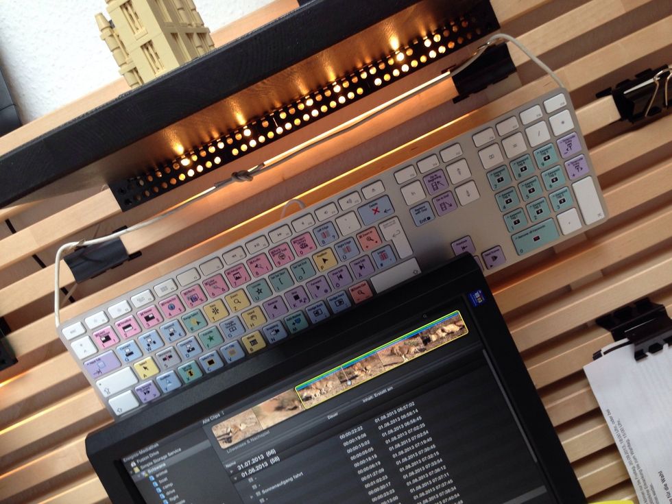 Since it looks quite cool, I hung it on the wall.